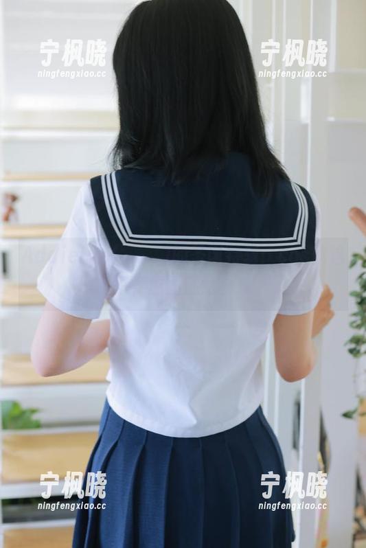 Addielyn(에디린)的圣诞特辑：cos就这水平，原图随意一耸。