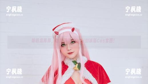 防晒霜再厚，也敌不过Azami的泳装Cos套图！