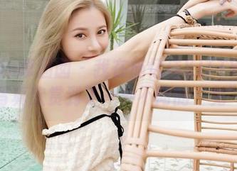 Feilin嗲囡囡 – 我在施忆佳KITTY的兔女郎写真欣赏到了一种不同的“兔”思。