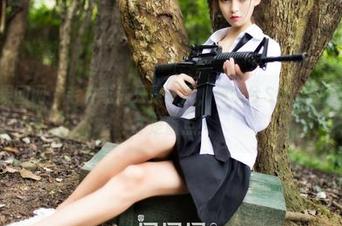 GIRLT果团网 – 毛衣或许只是一层，何梦兮Stacy的高清图包才是重点！