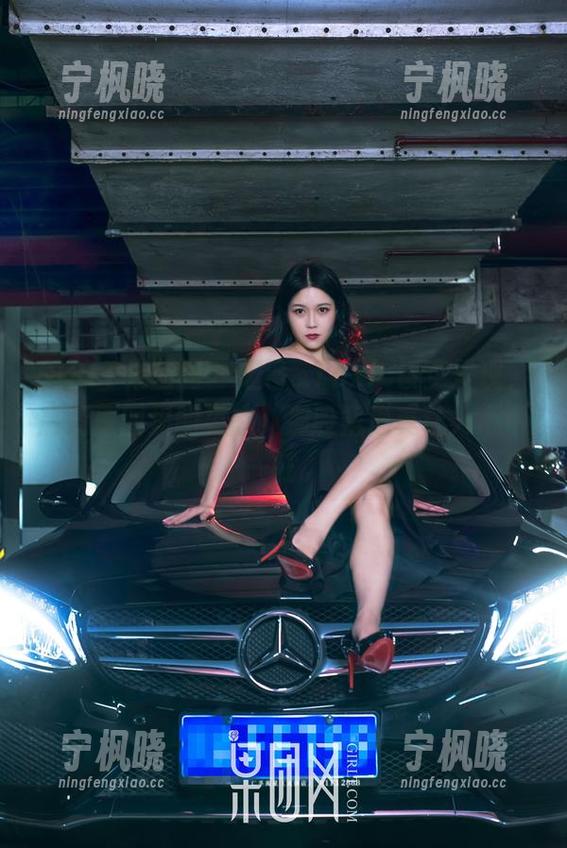 GIRLT果团网-妲己_Toxic GIRLT果团网 - 妲己_Toxic镂空呈现,高清原图里的姿态,那股飘逸真让人心中一怔。