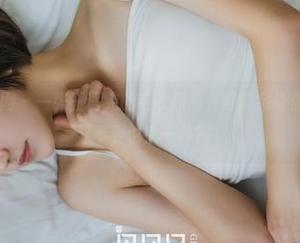 GIRLT果团网 – 一张王语纯的毛衣原图，可能会让你认真思考“要不要也来一件？”