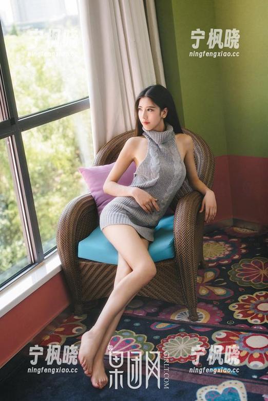 GIRLT果团网 - 酸酱兔的灰丝大冒险：免费资源尽在掌握！