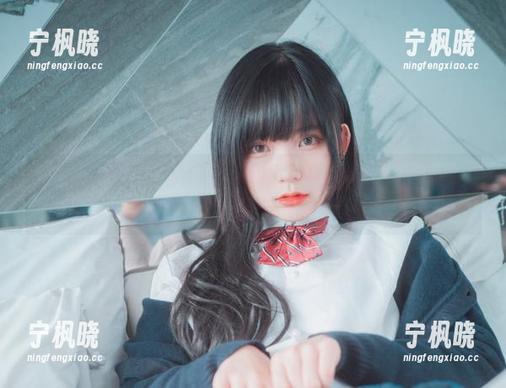 怎么说呢…Hizzy(히지)的少女写真，铁定是一场免费的嗨翻天之旅！