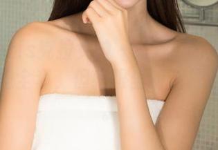 KelaGirls克拉女神 – YOYO的高耸入云，图包是全套，但我眼里的都是云朵飘飘。