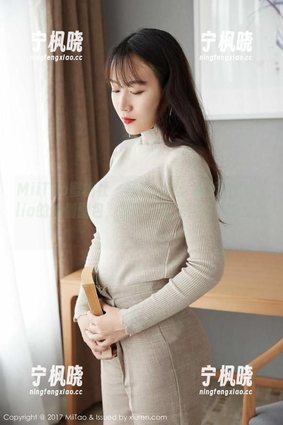 MiiTao蜜桃社 - 写真介绍：陆萱萱Cecilia的瑜伽图包，警告：无法自控的灵动美！