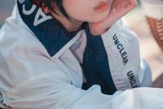 Mimmi(밈미)的运动图册，与其说是运动，不如说我对她的每个姿势都有些难以忘怀。