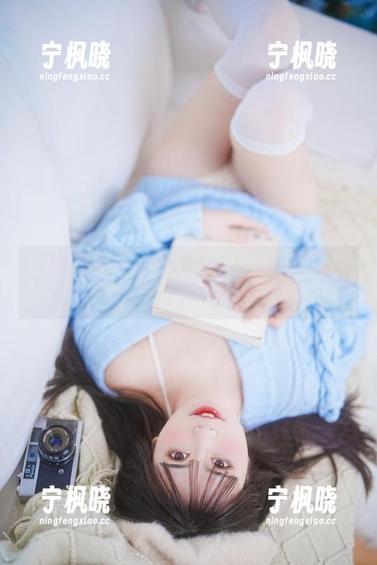 Tina很妖孽呀 牛仔裤合集,Tina很妖孽呀的自白:更想看到的侧影等着你下载。
