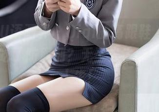 XIAOYU语画界 – Qiqi的高跟鞋，这鞋子是不是吃了防腐剂？无圣光也能美图照亮人生！