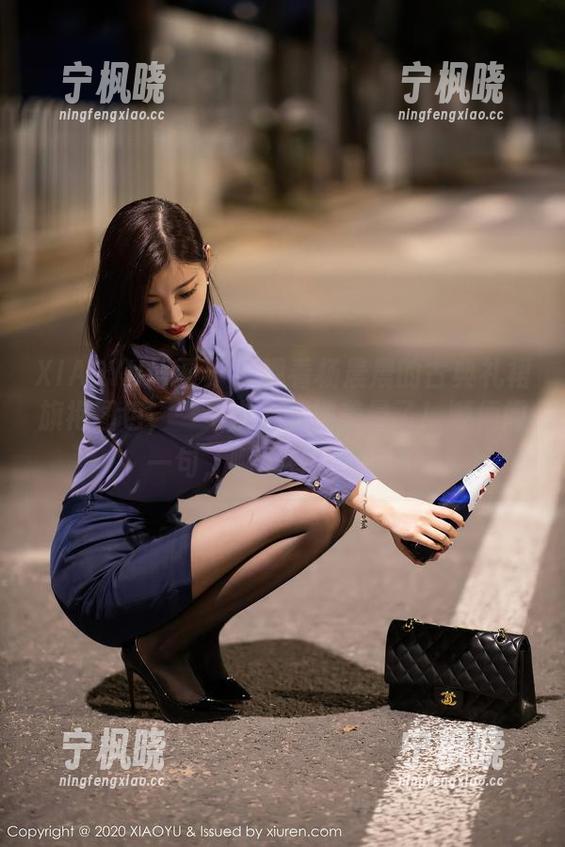 XIAOYU语画界 - 观看杨晨晨的古典礼裙旗袍图包，一不小心就被美晕了！顺便问一句，哪里有气垫呢？
