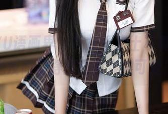 XIAOYU语画界 – 林乐一护士写真，无圣光反而显得原图真实得可爱！