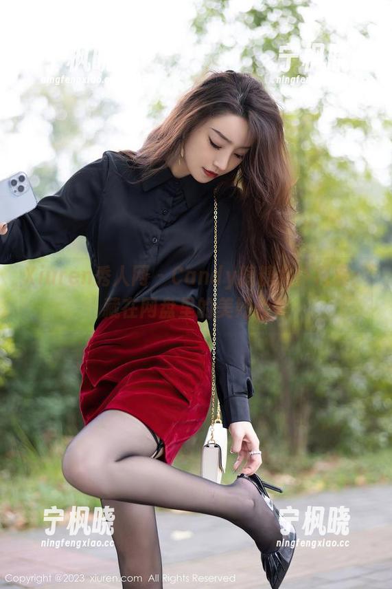 Xiuren秀人网 - Candy糖糖女仆档案：藏在网盘里的美好合集