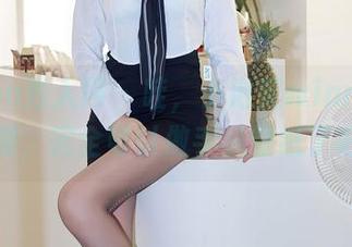 Xiuren秀人网 – 哇，小泡芙winna这身礼服，完全可以做手机壁纸了吧！