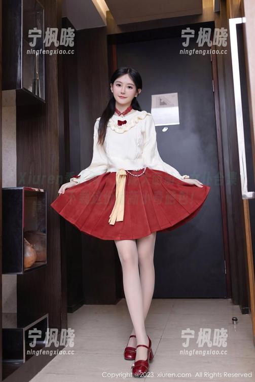 Xiuren秀人网 - 米妮大萌萌：女仆合集，下载这份清新小奇葩包！