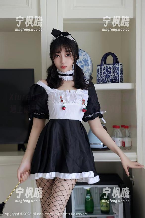 Xiuren秀人网 - 当雨夕cy的水手服图集遇上阴天：海洋风情二次元也能如此随意！