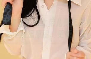 YouMi尤蜜荟 – 修女范儿是怎样练成的？是小逗逗原图、更新齐发