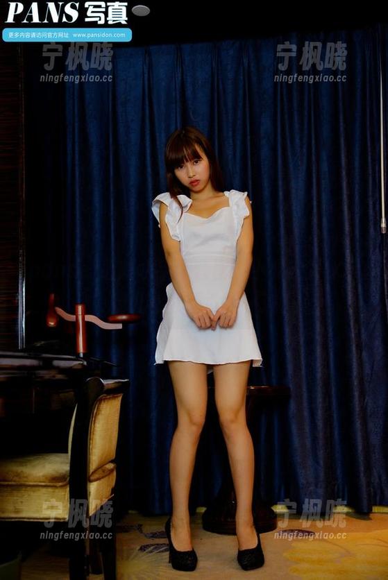 pans-小柔 pans - 最新水手服套图!小柔的“水兵”范儿你敢不敢来一波?
