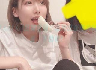 けん研(けんけん)红裙登场，喜欢这张图片吗？不要害羞，下载吧！