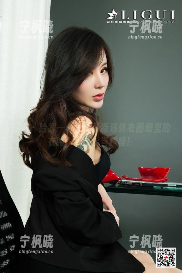 丽柜 - 给我一件凉儿最新连体衣图册里的衣服，我就能当超模！