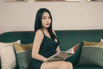 丽柜 – 跟随王炜炜，获取“姐姐”定制写真秘籍