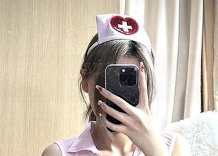 微密圈 – 试着从不同角度观看乙醇子的红裙，感觉像是迷失在某个梦里。
