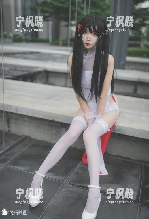 如果你没看过五更百鬼的高清写真集，二月舰长图也算是个美好损失吧？