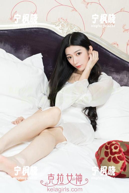 克拉女神 - 大阳的制服写真：当杰克穿上西装，才发现自己是闷骚型的！