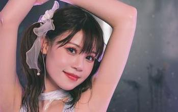 当千反田鹿子遇上苗疆蓝蝶——既然不拍腿，那就拍点别的吧！