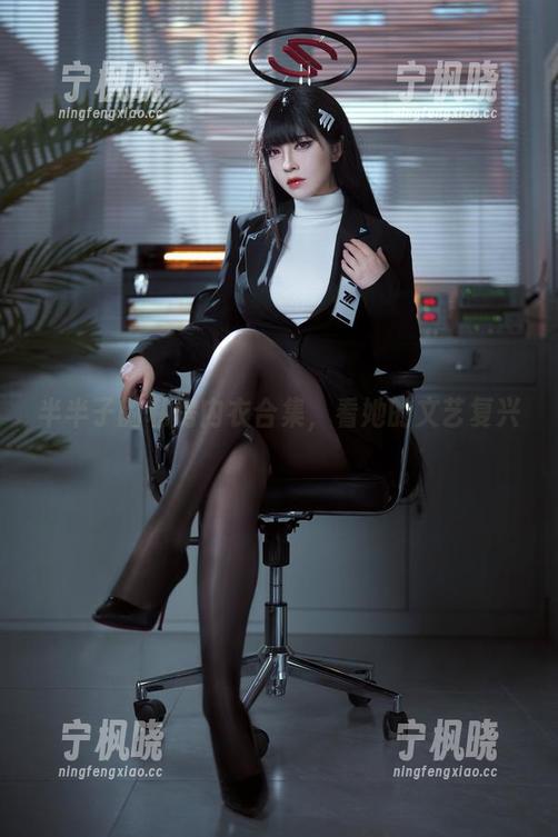 半半子的私房内衣合集，看她的文艺复兴