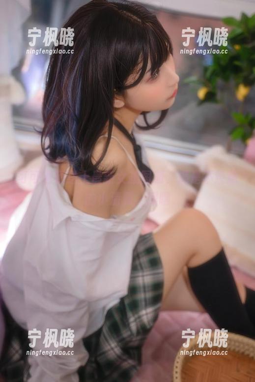 可可老师送上最新女孩图册，满是不经意的小清新，嘿嘿