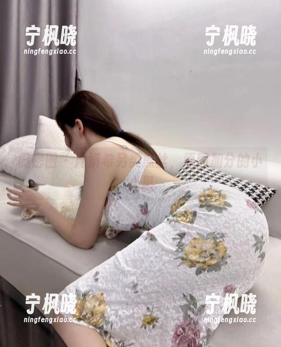 微密圈 - 周妍希另类黑丝，原图加分的小心思
