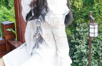 嗲囡囡 – 从未如此粉嫩——娜依灵儿的免费写真，让我内心一片小骚动。