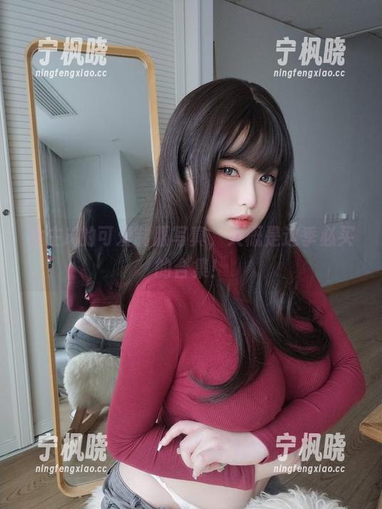 女主K的可爱制服写真，大概是这季必买的合集！