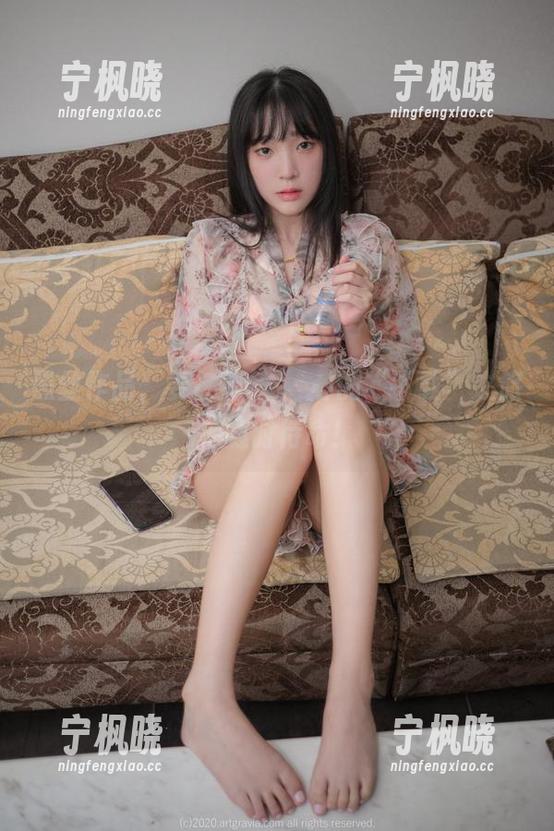 黑丝作品，姜仁卿(강인경)的“下载”之旅，随时待命！