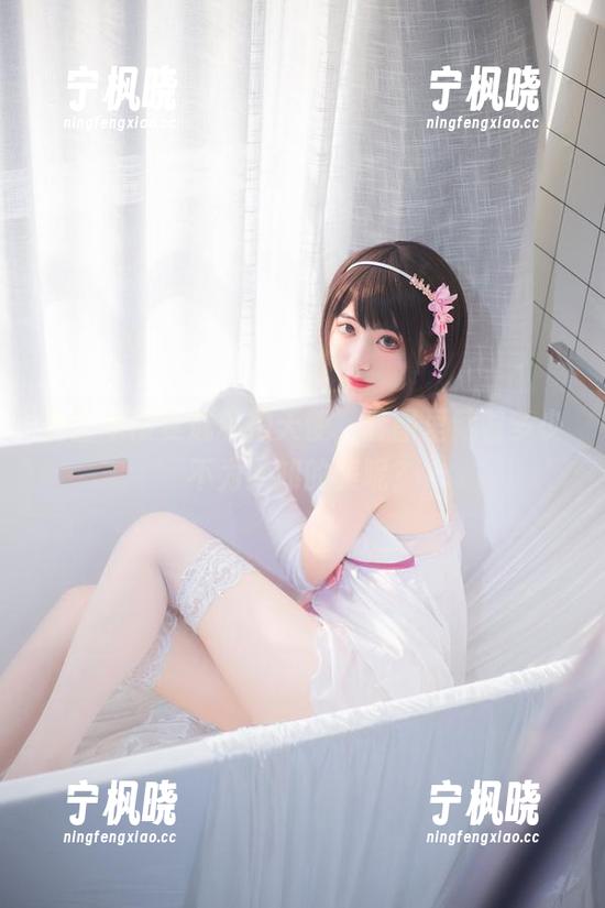 当宫本樱变成私拍天使，套图里藏着多少不为人知的美呢？