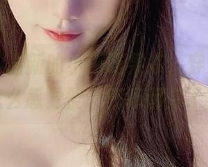 微密圈 – 最新的小玉吃果冻，穿上礼服后怎么感觉整个气场都变了？