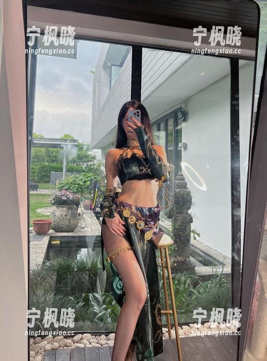 微密圈 - 内衣这件事，小玉吃果冻教你如何从全套切入，原图直接撩心。