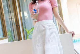 尤蜜荟 – 不柠bling的职业装写真精选——打破常规，让职场更“轻松”的小幽默！
