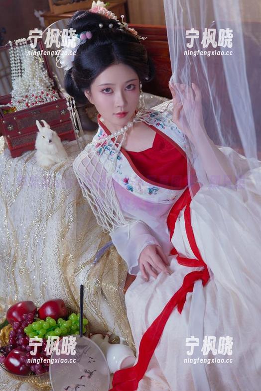年年Nnian出品的女神写真图集，别只想象，快来看！