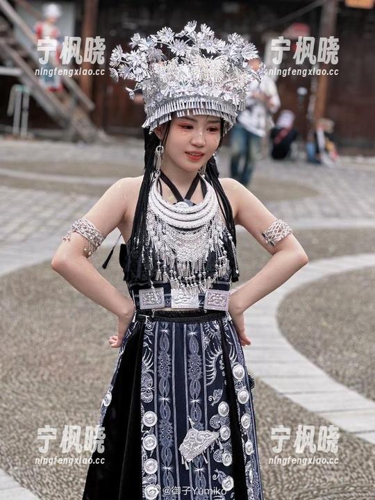 御子Yumiko 从这件毛衣看出御子Yumiko的个性:美图达人发帖日常