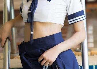 推女神 – Kiren_程程程的网袜照片合集：不穿也许更时髦！