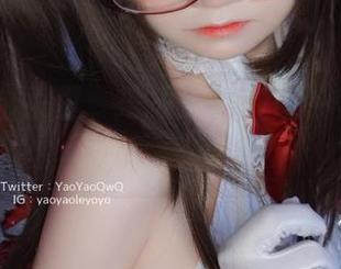 浴巾篇合集里，摇摇乐yoyo的每一个角落都在“晃”