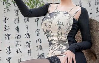 星颜社 – 好吧，这个Vily豆豆的美脚图包靠谱吗？说不定值得一看，福利也不错。