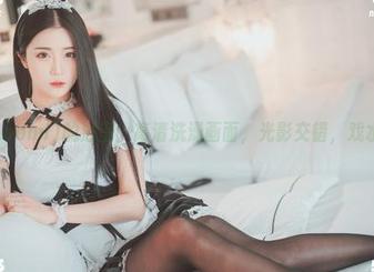 普美(bomi)的浴室：高清洗澡画面，光影交错，戏水如诗