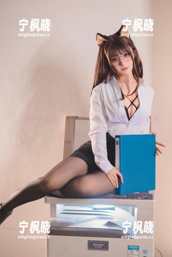 桜井宁宁的粉色系列，全集和原图能把我迷得神魂颠倒！