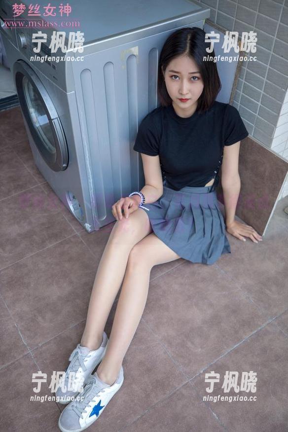 梦丝女神 - 明明是纯白，花月舞非得来点无圣光，啥意思？