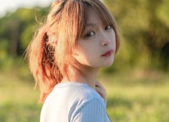 吊带裙搭配图，梨瑾瑾让人对高清画面有了新期待！