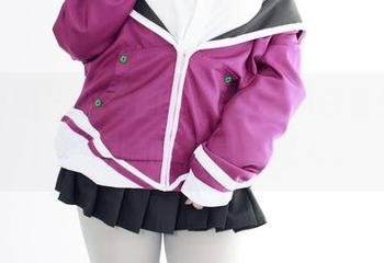 森萝财团 – 小香的写真合集：白丝少女，那种腼腆的气息真迷人。