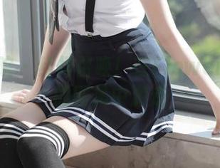 模范学院 – 红裙召唤！在Flower朱可儿的图集中游走