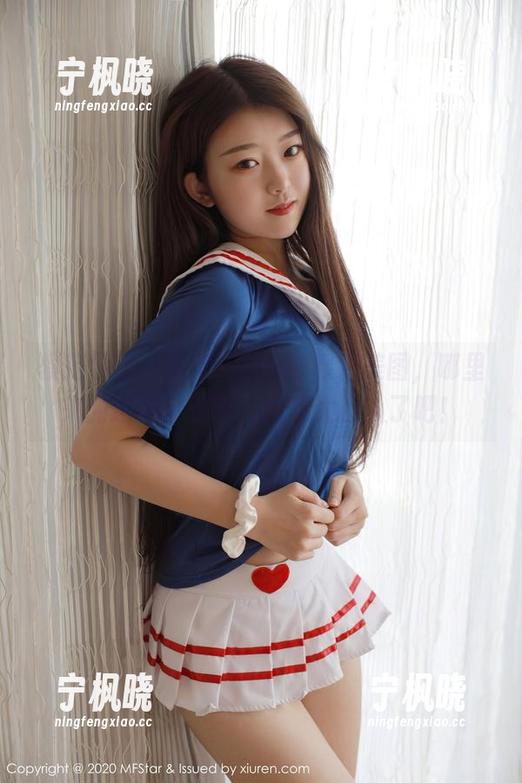模范学院 - 奈美nana的裸足美图，哪里来的这种自信啊？图集太撩人了吧！